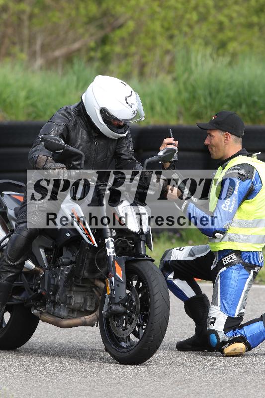 Archiv-2025/10 23.04.2025 Cornu Master School ADR/gruen-vert/9